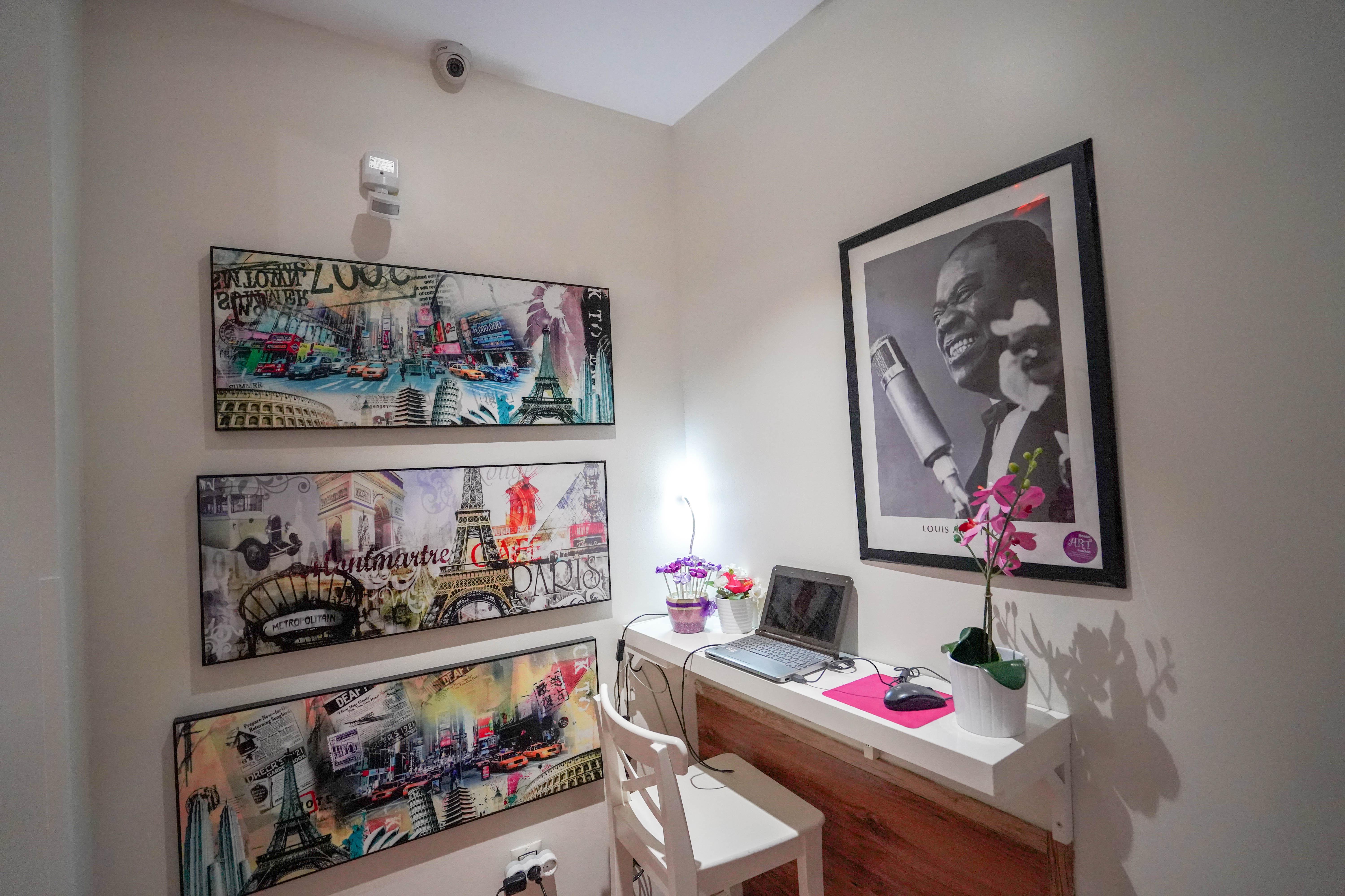 Hostal Art Madrid — Fotos 1